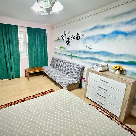 Villa Casa Ming à Braşov Extérieur photo